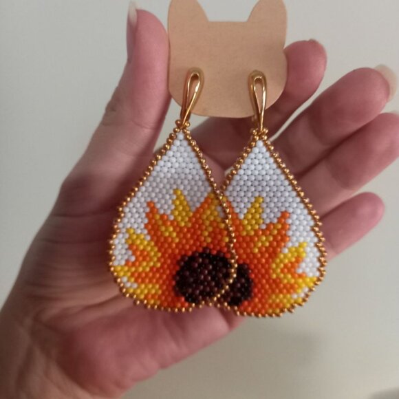 UPDATED 🌻 18K Gold Plated Sunflower Beaded Earrings • Luxury Statement Fringe🌻 - Picture 6 of 8